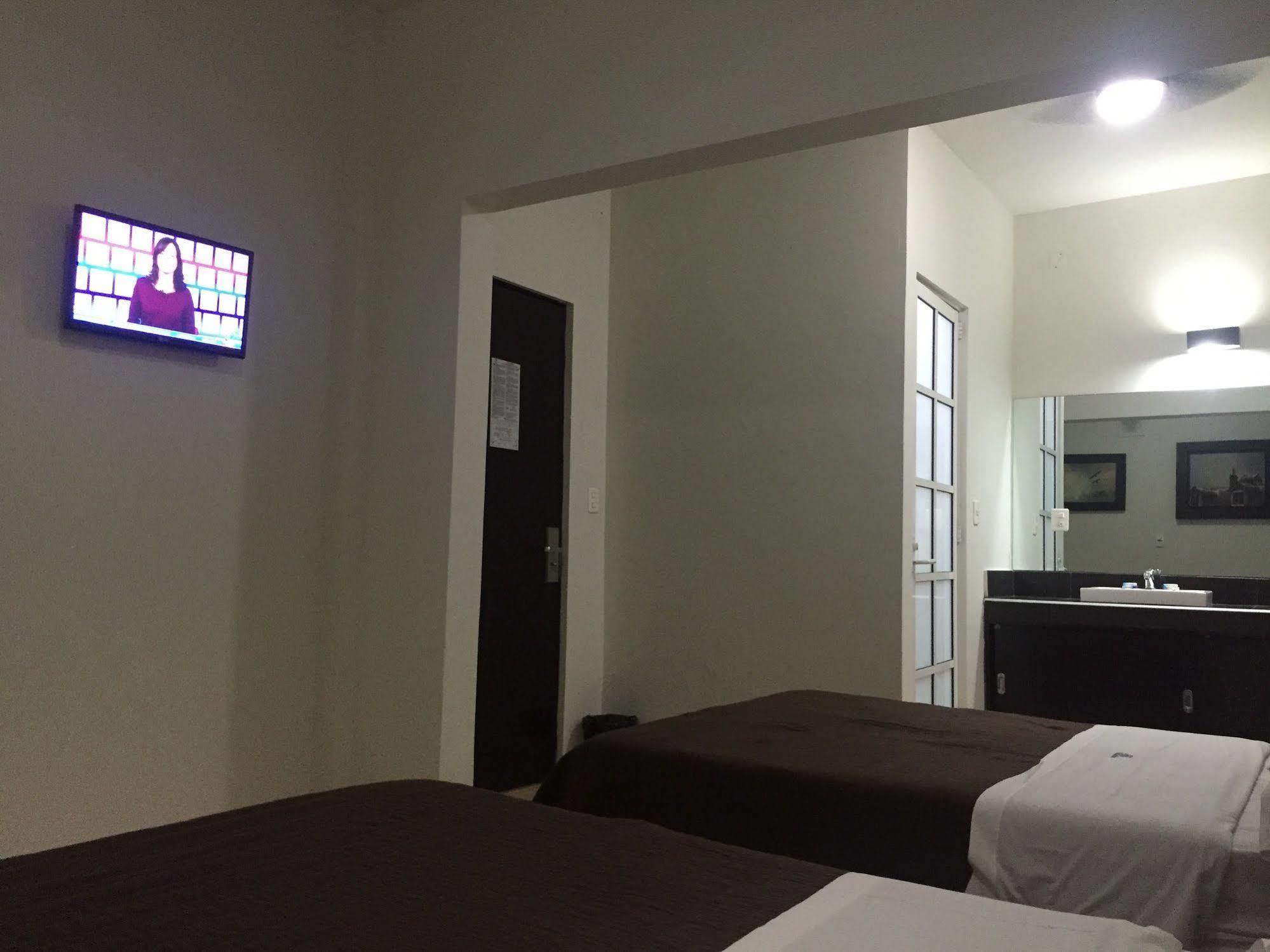 Hotel Ayenda La Selva Città del Messico Esterno foto